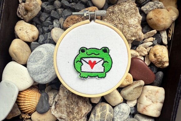 Frog with Love Letter: A Sweet Embroidery Review